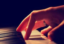 不莱梅主场失利，积分停滞不前