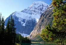 欧国联比赛冠军奖杯设计亮相——荣耀与匠心的完美结合